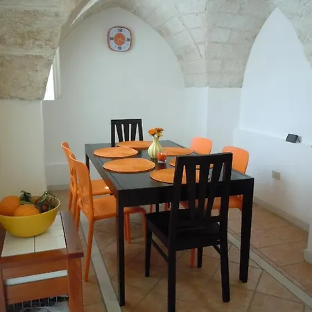 Casa Josephina - Three Level Stone Home With Balcony, 2 Roof Terraces & Sea Views Ostuni Exterior foto