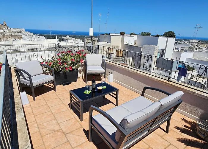 Casa Josephina - Three Level Stone Home With Balcony, 2 Roof Terraces & Sea Views