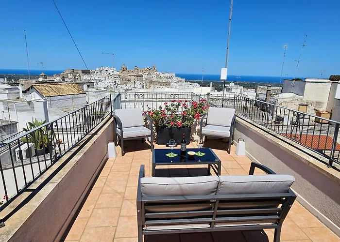 Casa Josephina - Three Level Stone Home With Balcony, 2 Roof Terraces & Sea Views