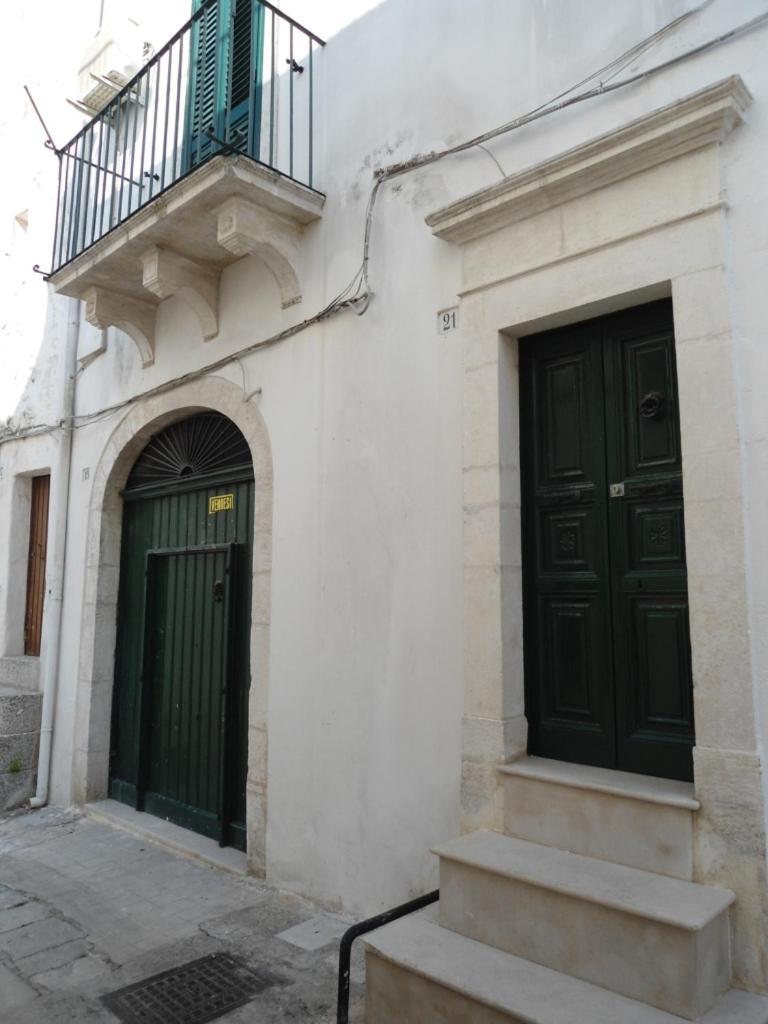 Holiday home Casa Josephina - Three Level Stone With Balcony, 2 Roof Terraces & Sea Views